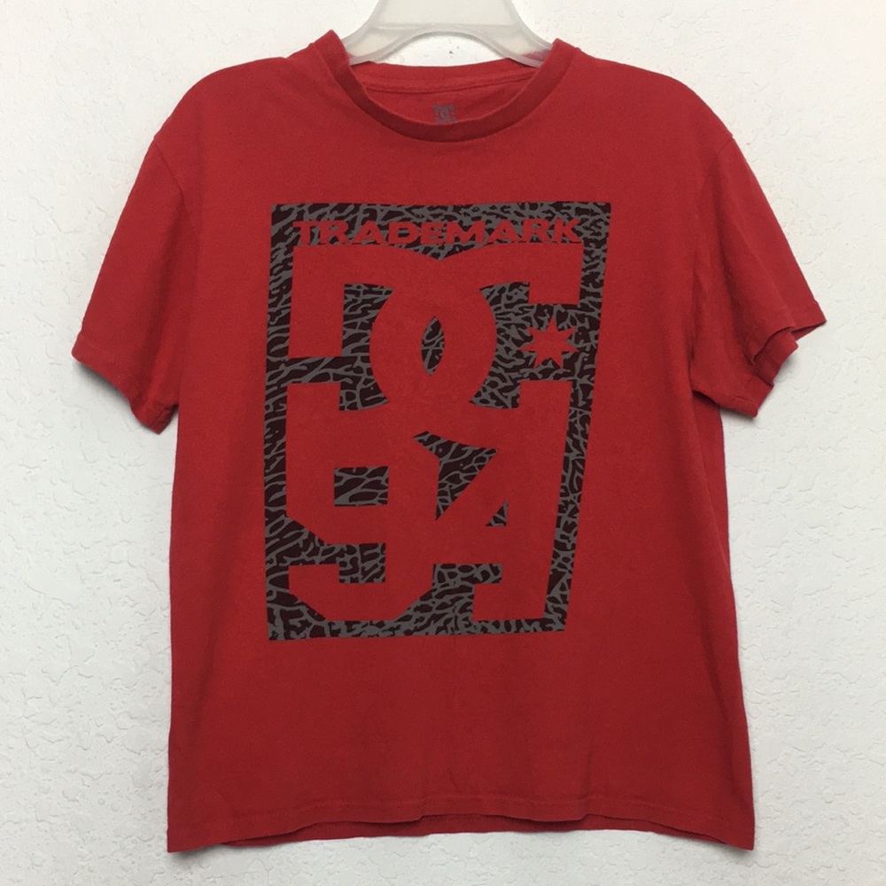 ✅Boys DC Shirt Size M